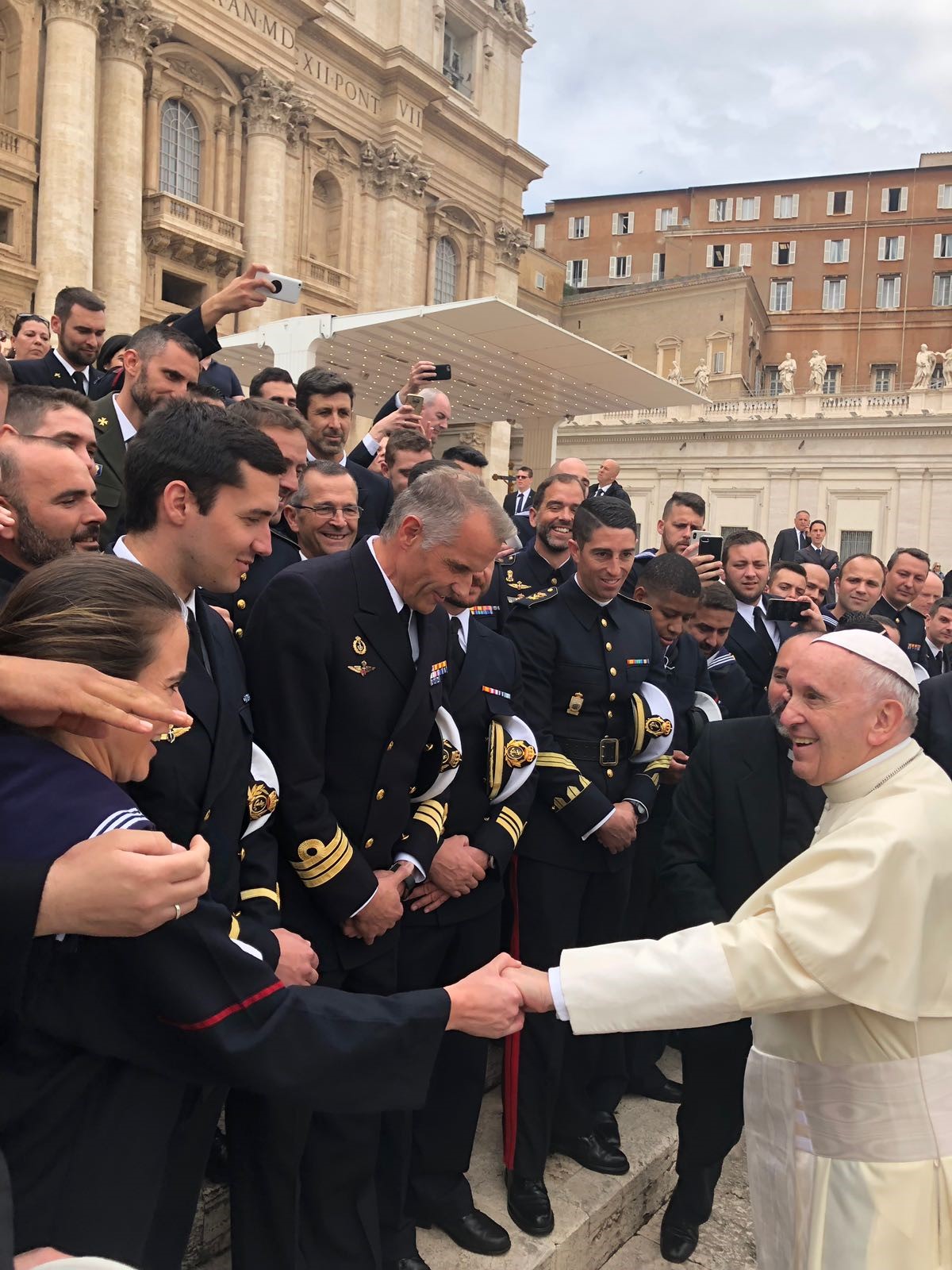 El Papa Francisco agradece de corazón a la fragata “Santa María” su labor en el Mediterráneo