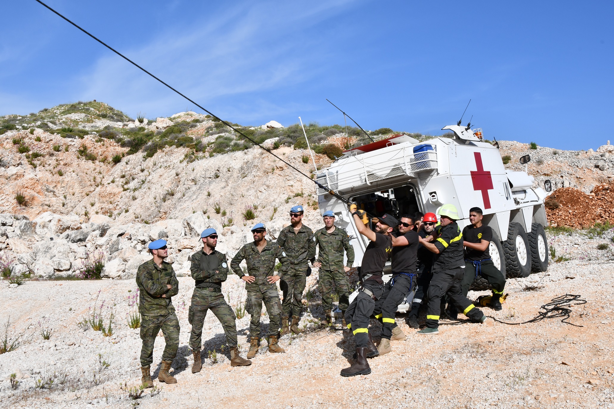 La UME forma en técnicas de emergencias a los miembros de los Centros de Defensa Civil libaneses