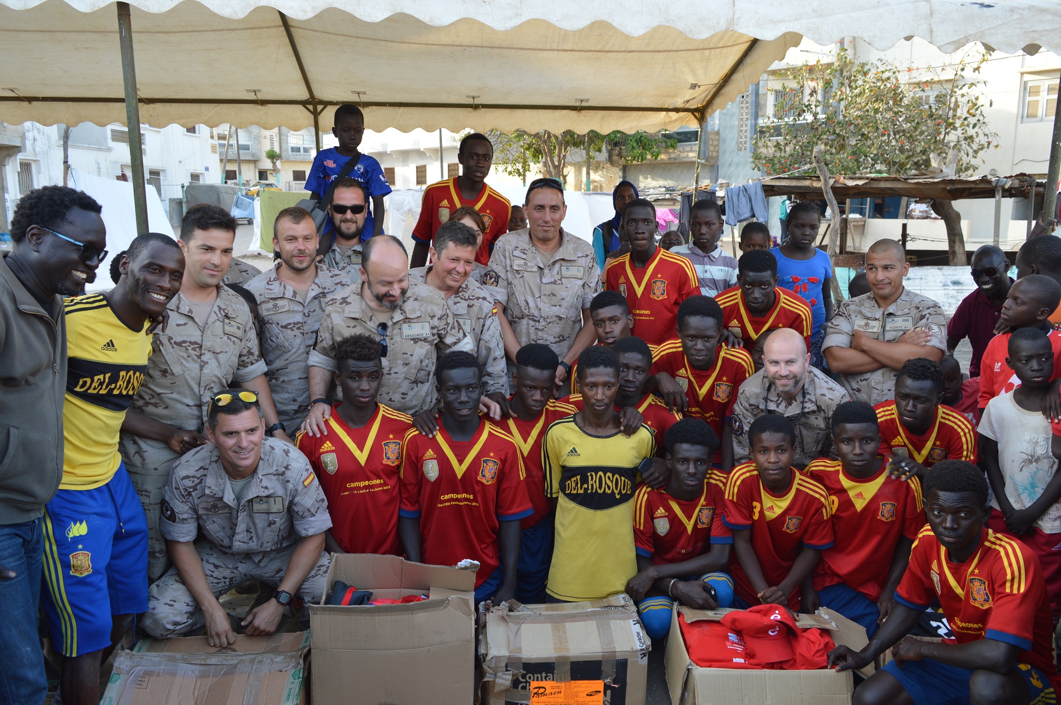 El destacamento “Marfil”, en apoyo al deporte como receta para la esperanza juvenil en Senegal