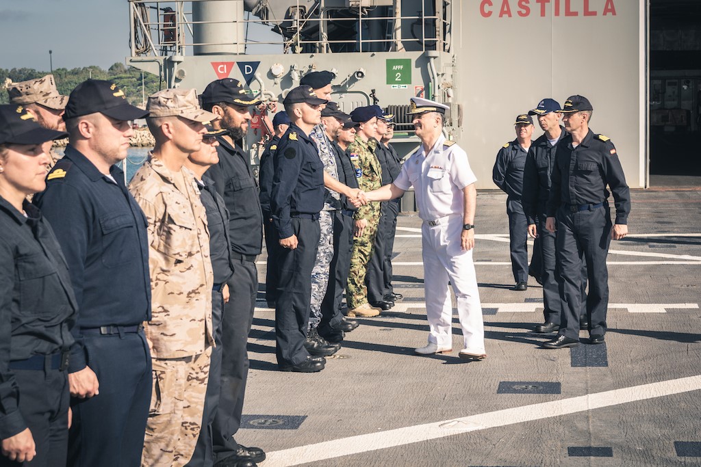 El buque “Castilla” parte hacia el Índico para integrarse en la operación “Atalanta” contra la piratería