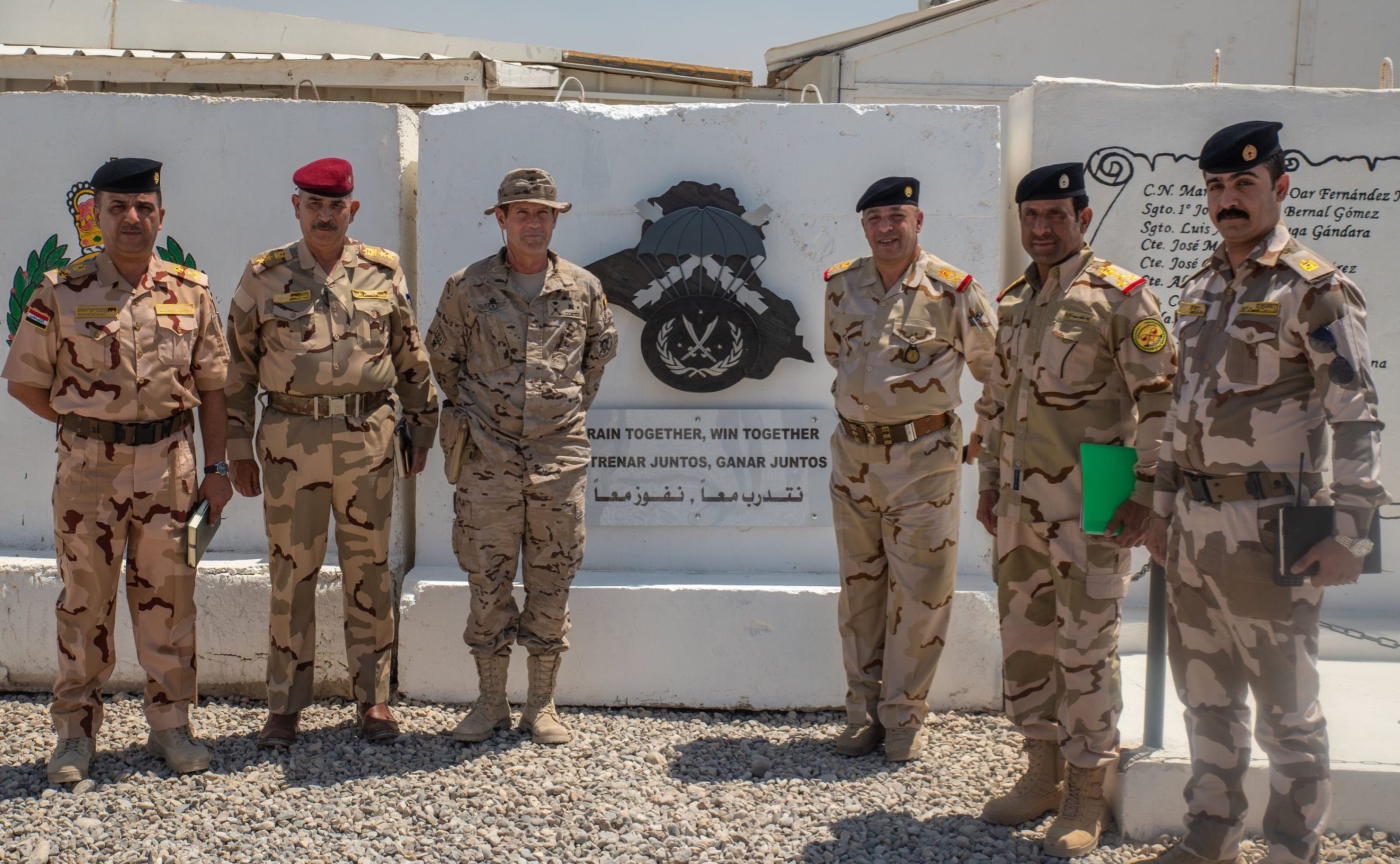 El responsable de NBQ del Ministerio de defensa iraquí visita al contingente español