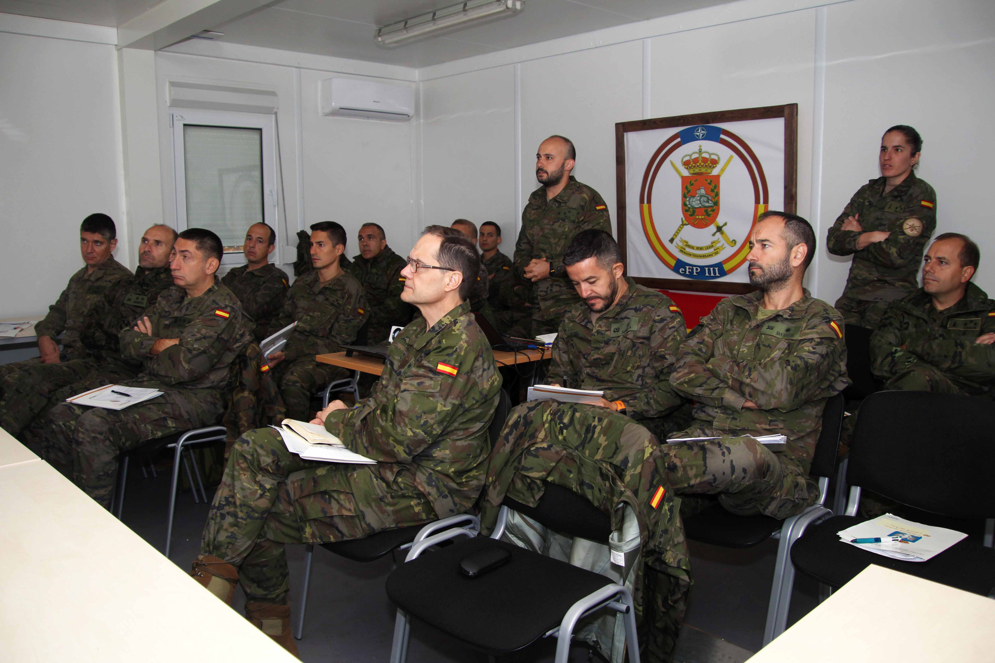Miembros del próximo contingente español en la misión eFP realizan el reconocimiento en Zona de Operaciones