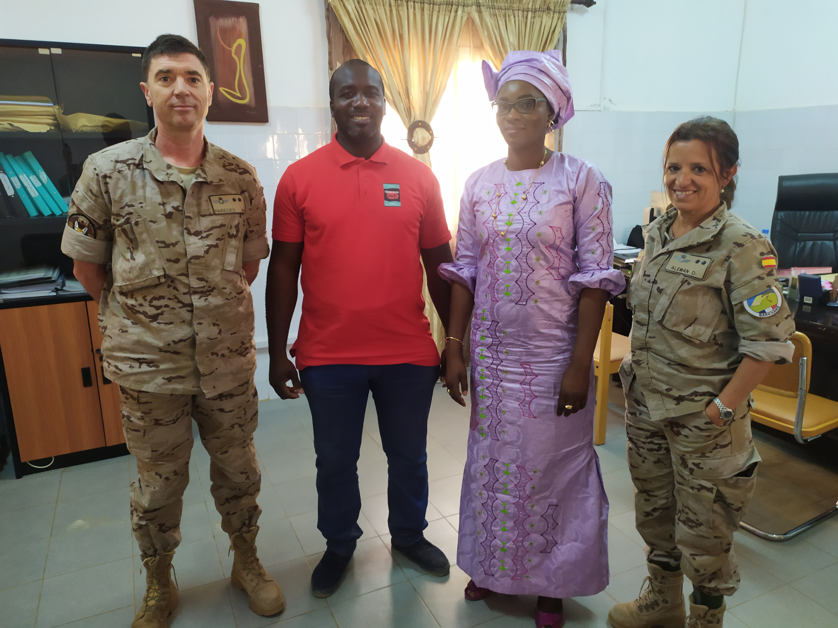 El Destacamento Marfil hace entrega de equipamiento clínico al hospital de Grand M´Bour en Senegal