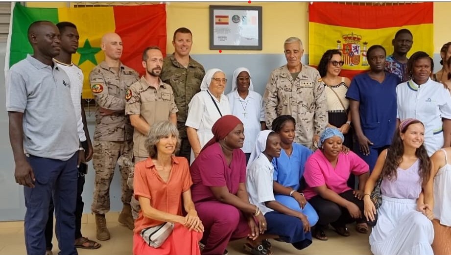 Foto de familia durante el acto