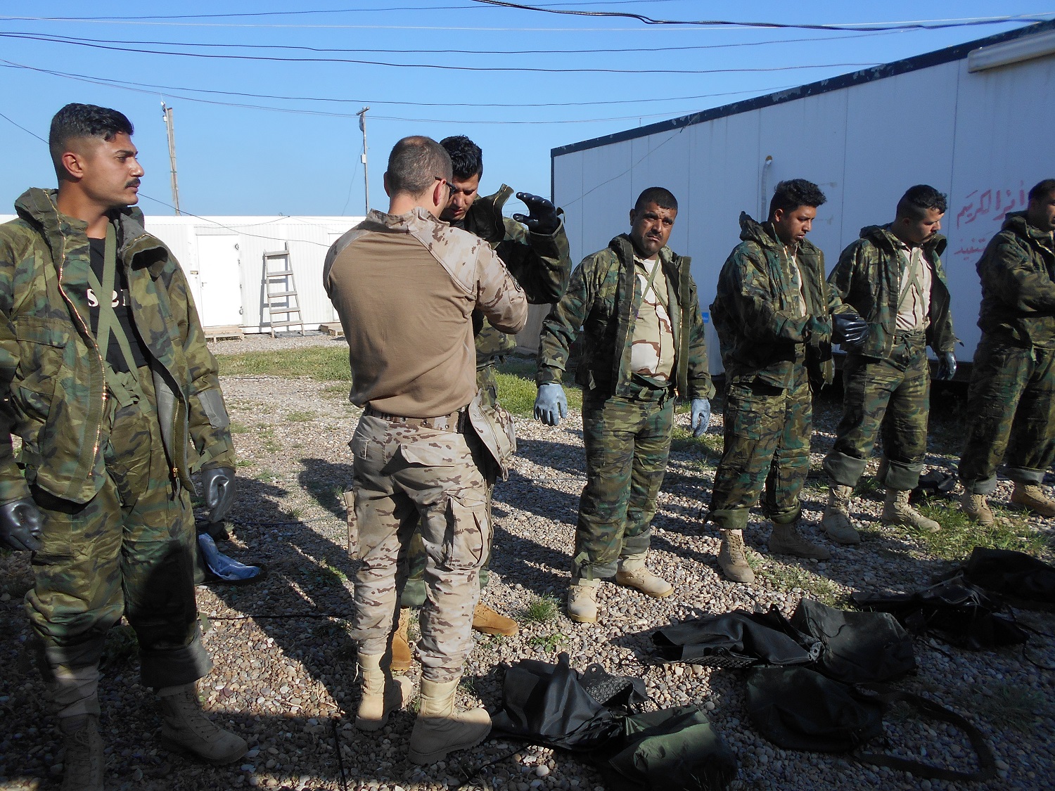 Militares españoles imparten un curso avanzado de defensa NBQ a tropas iraquíes