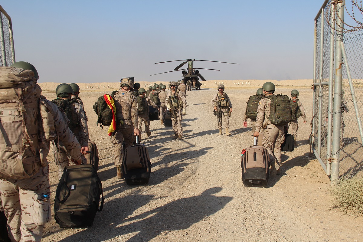Las Fuerzas Armadas repliegan temporalmente tropas de las misiones de adiestramiento en Afganistán, Irak y Mali