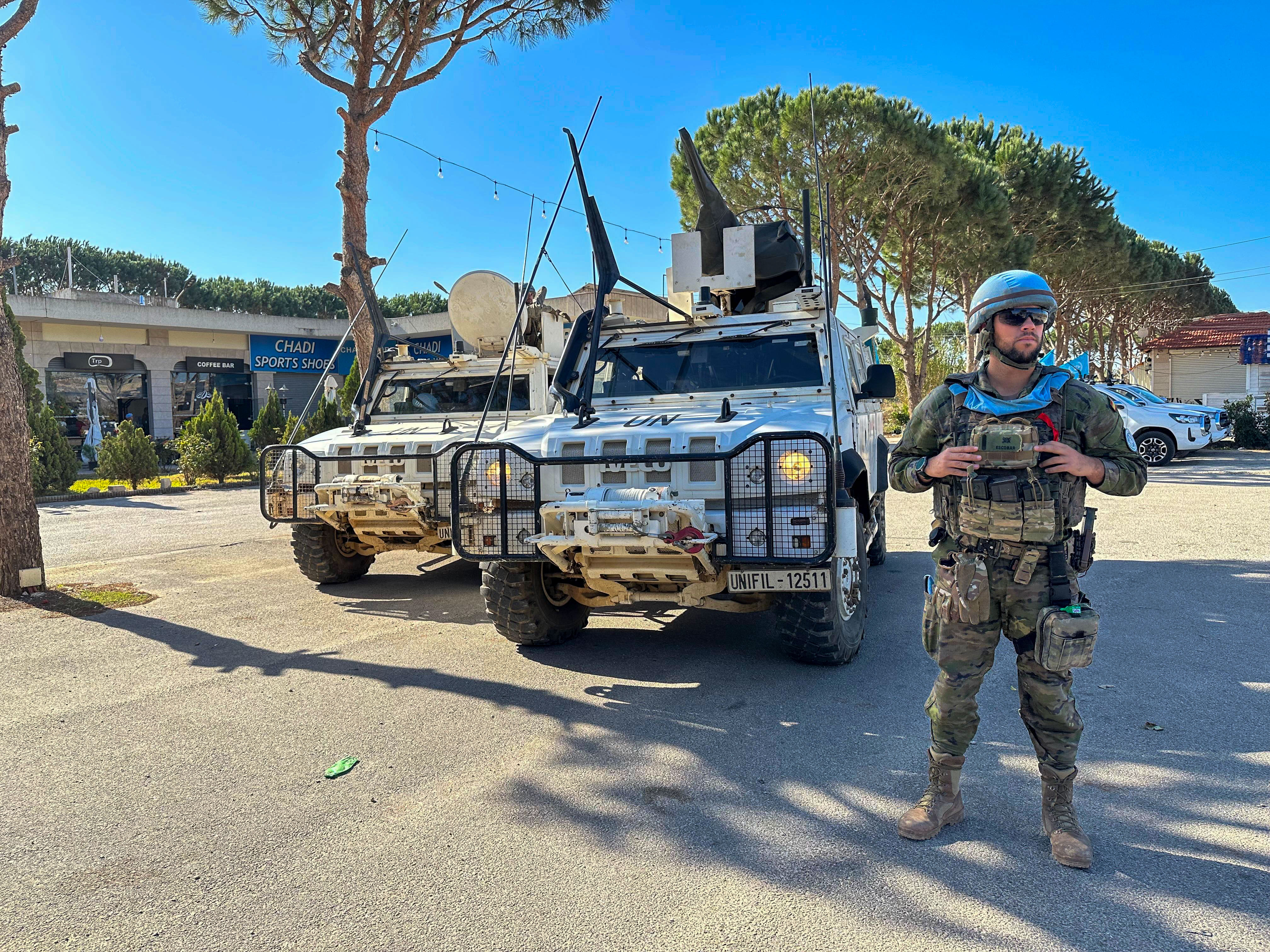 Punto de control de una patrulla española