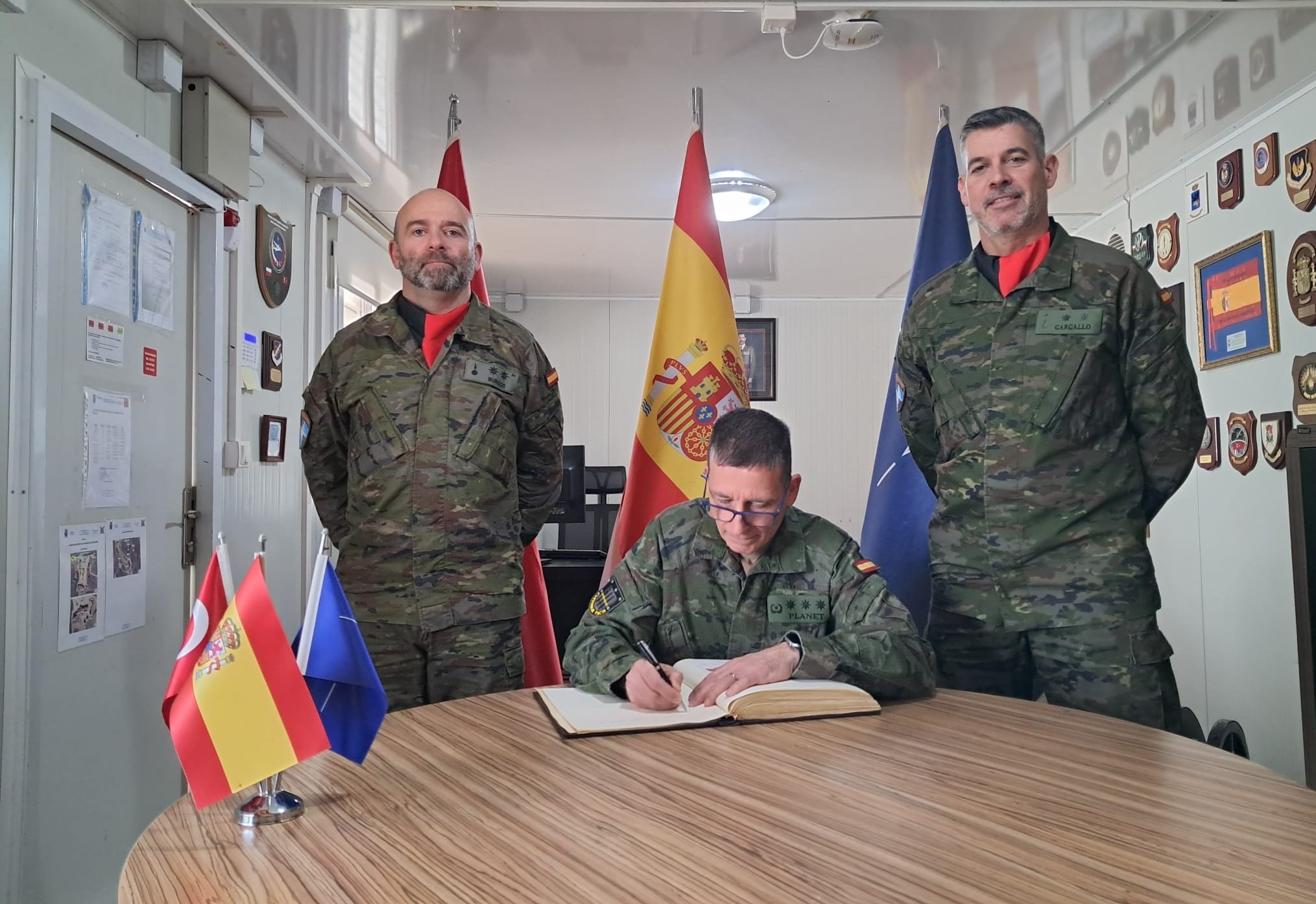 Firma acta de transferencia de autoridad