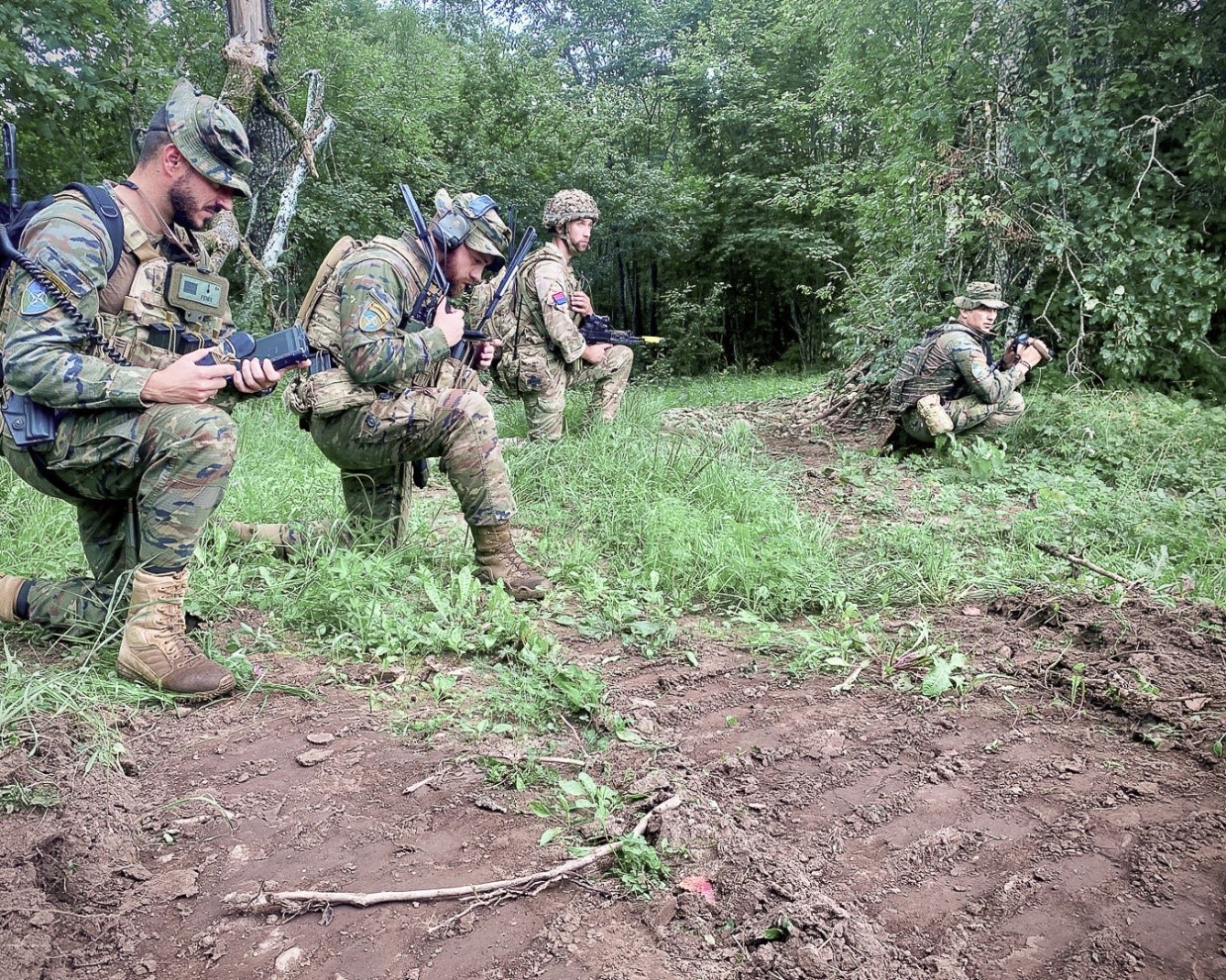 Equipo JTAC sobre el terreno