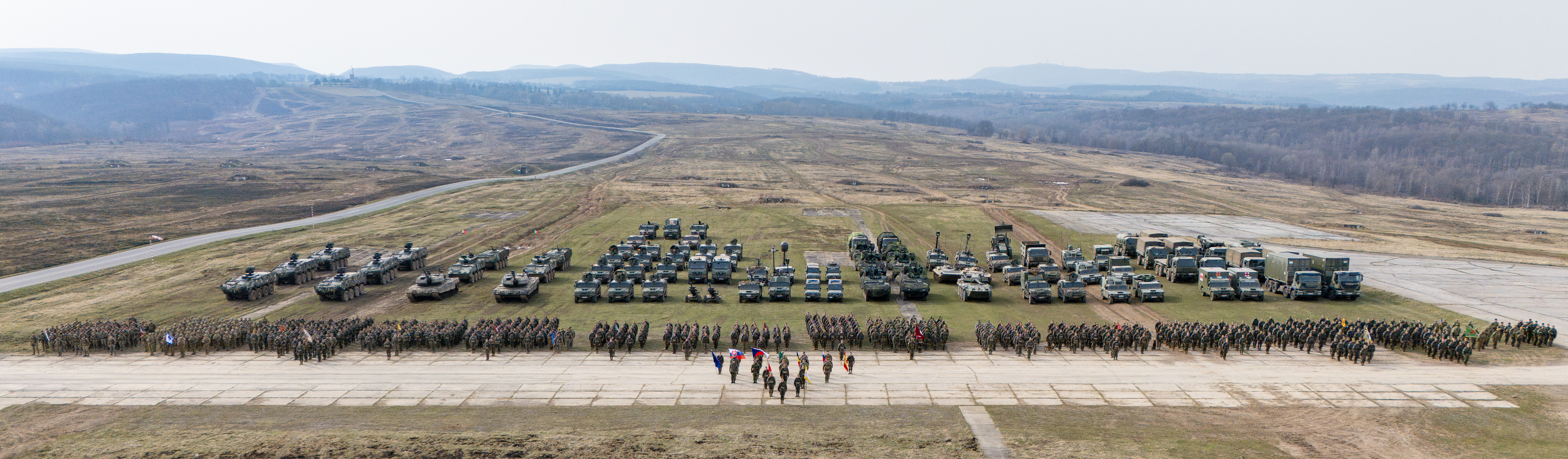 Personal y representación vehículos participantes en ejercicio