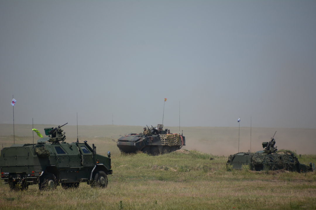 Vehículo español participando en el ejercicio multinacional