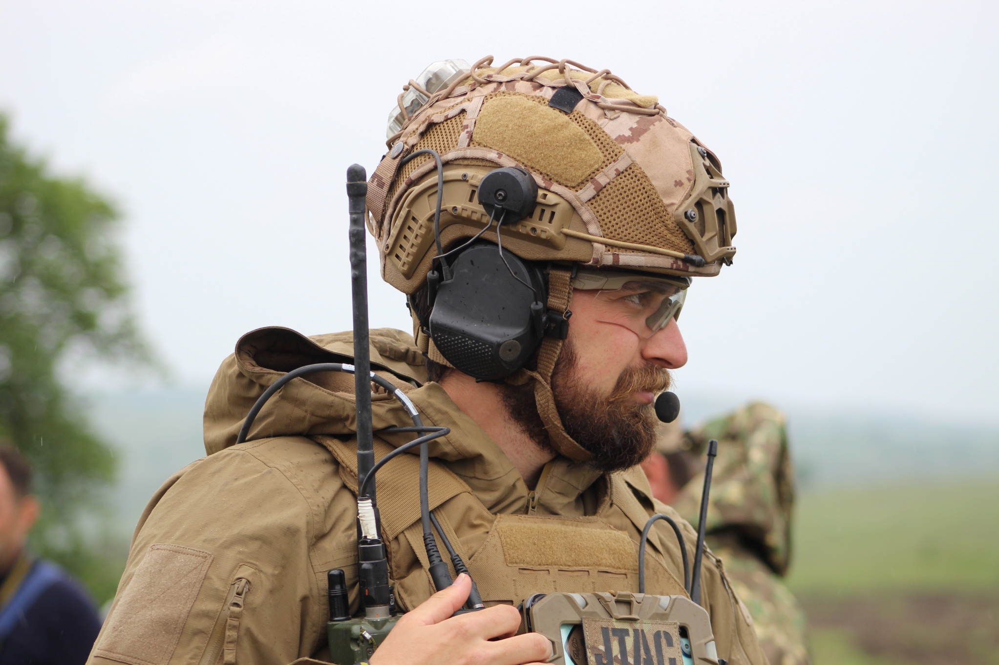 Jefe del Equipo JTAC, teniente Lara