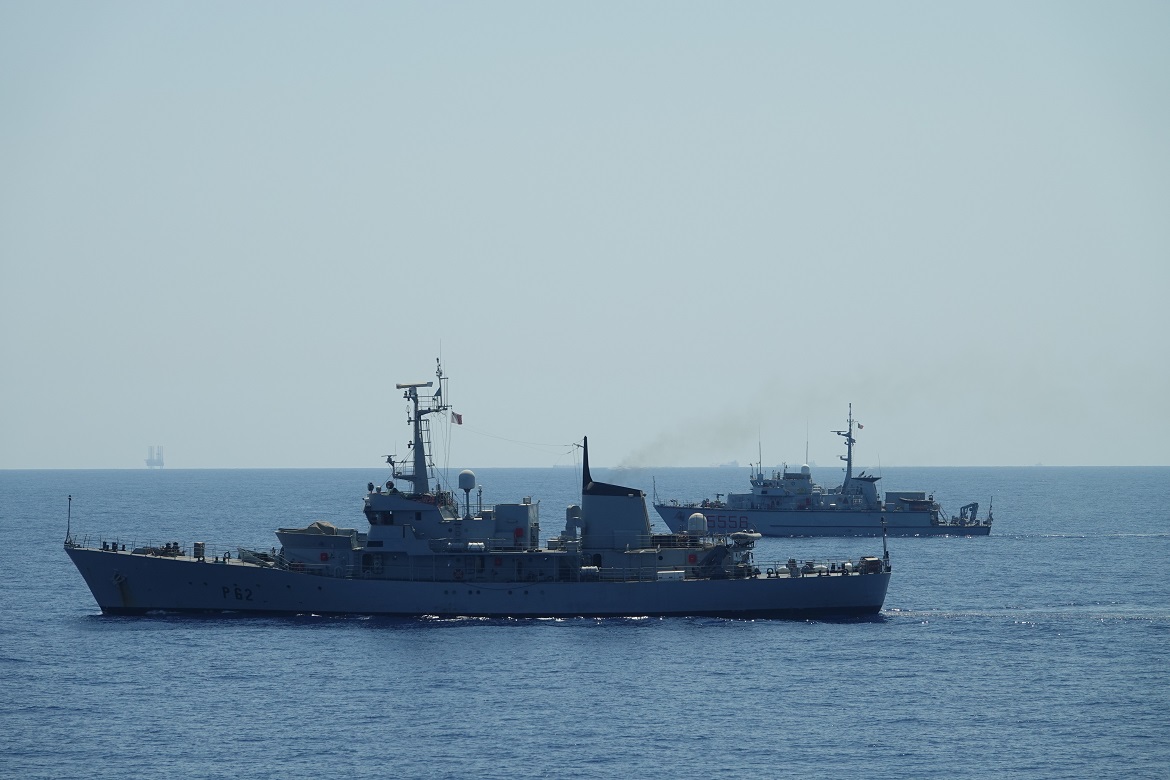 Buques de SNMCMG-2 y Marina maltesa durante el PASSEX