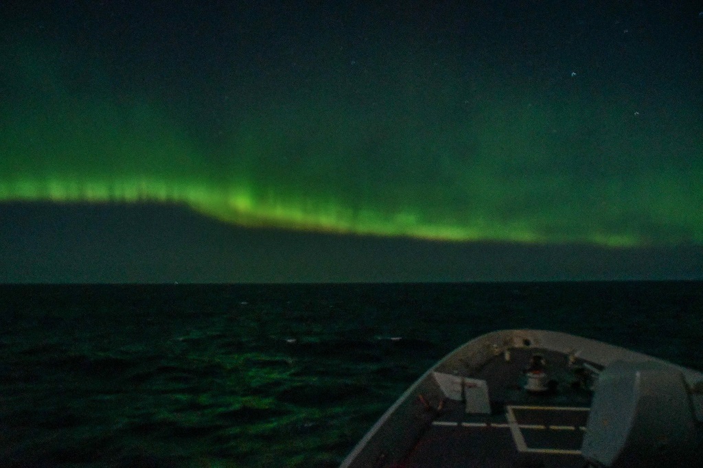 Aurora boreal desde la cubierta