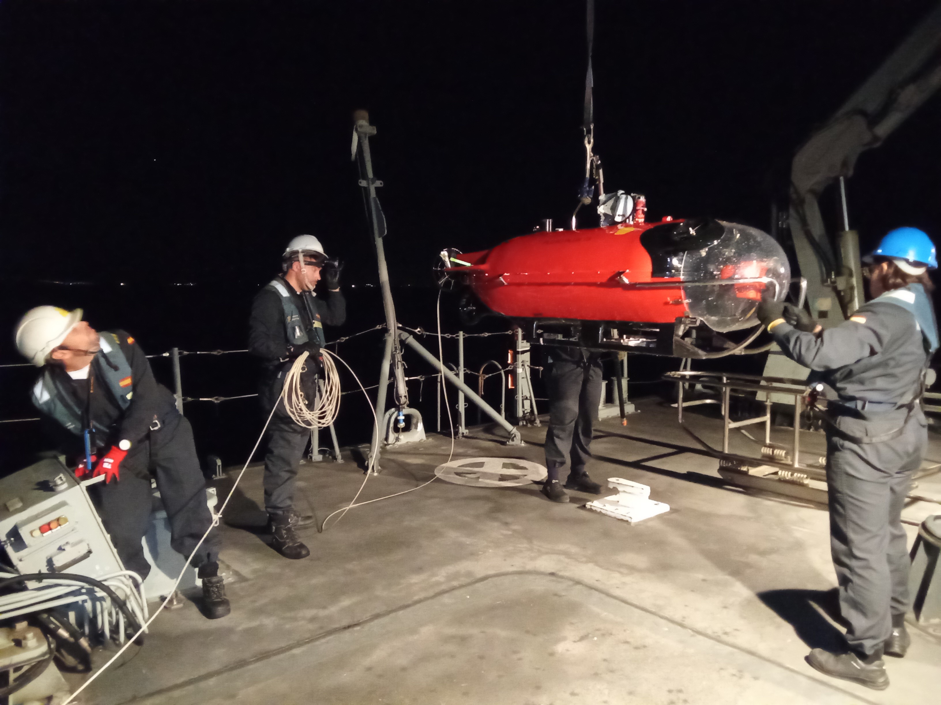 Preparación vehículo submarino