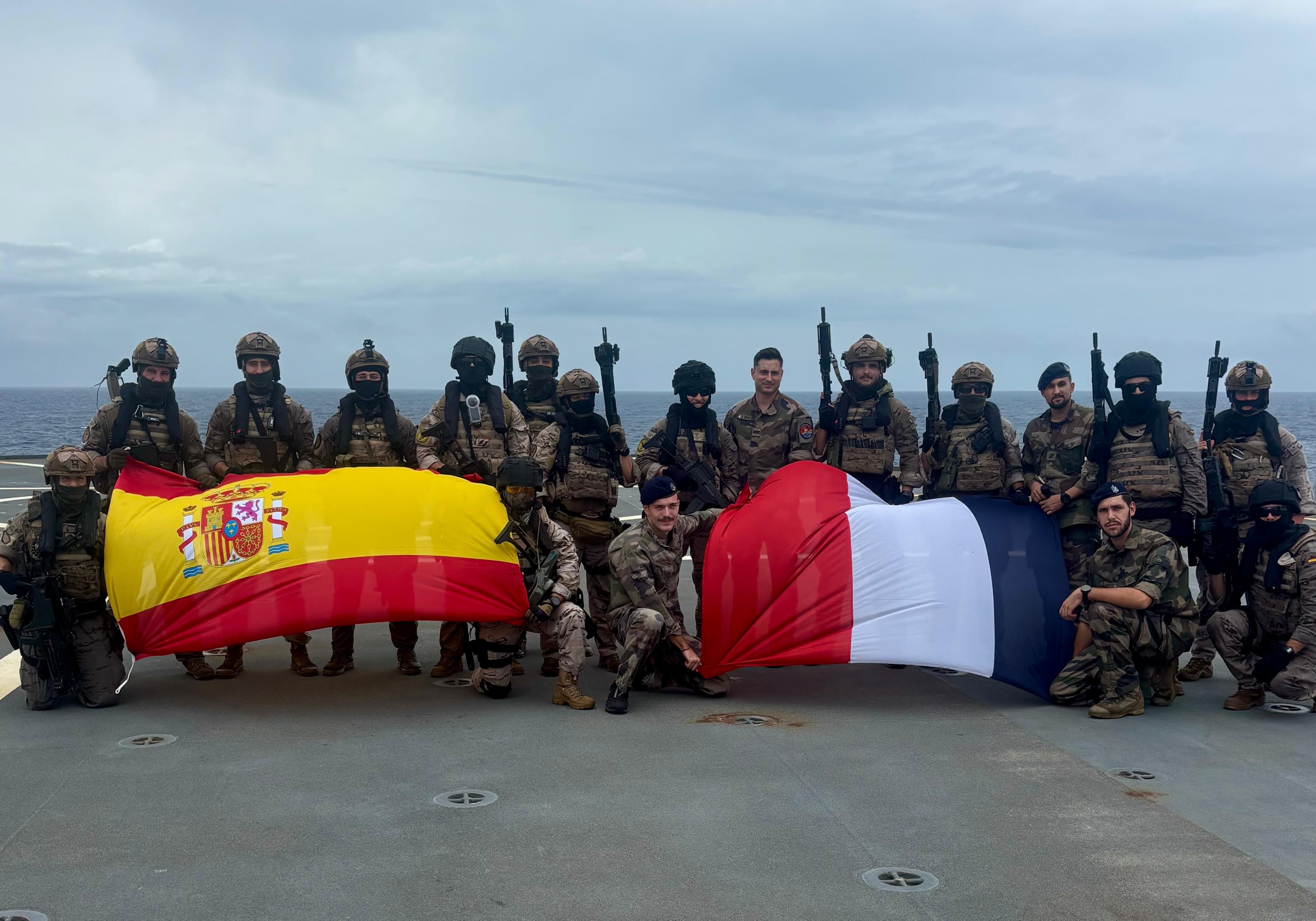 EOS-TVR del BAM ‘Rayo’ a bordo del FS ‘Tonnerre’