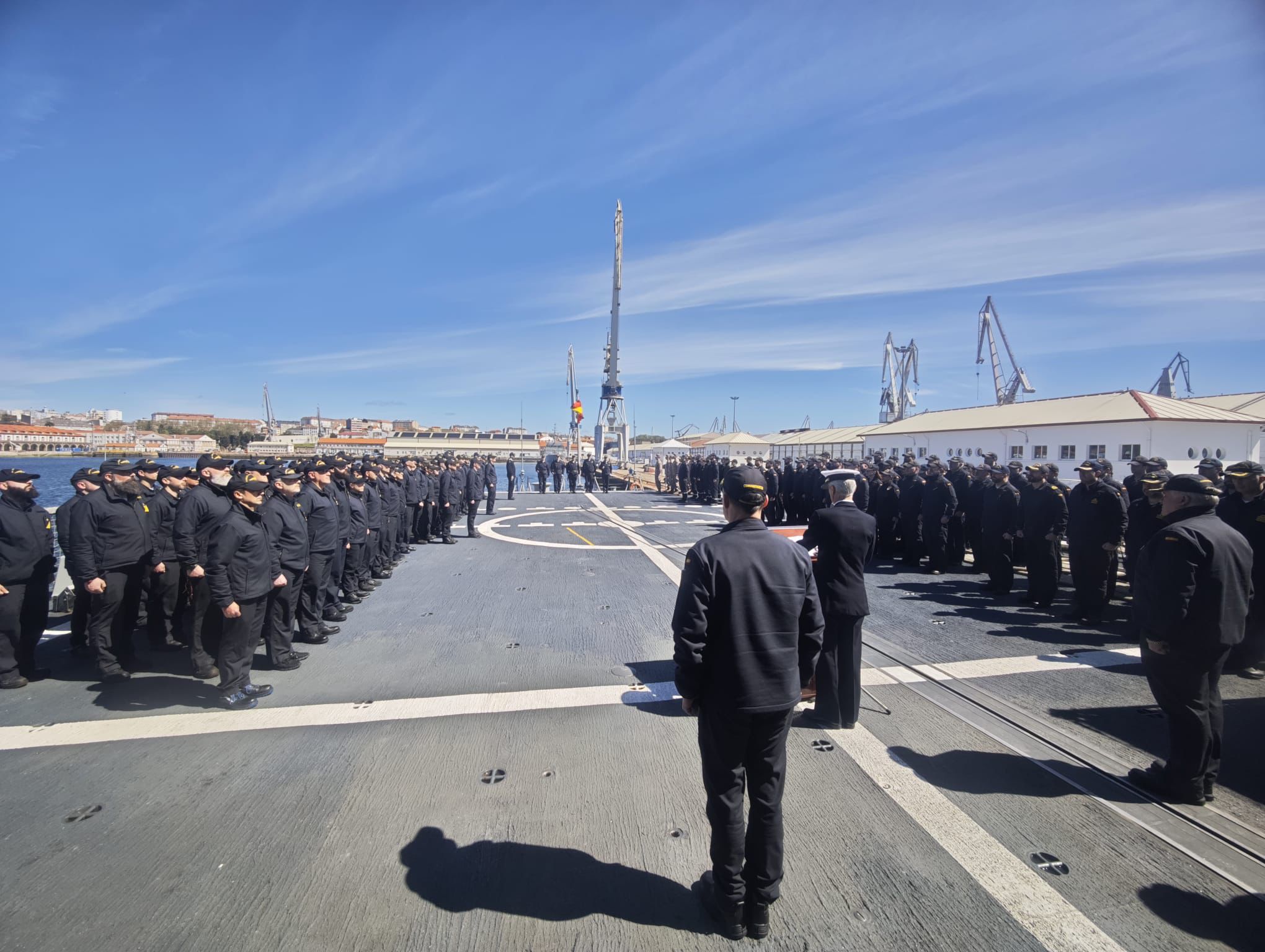 Dotaciones en la cubierta de vuelo