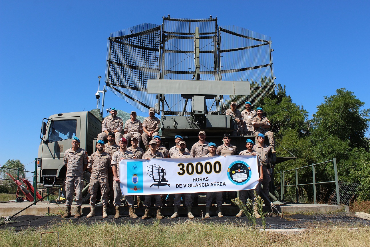 30.000 horas de vigilancia aérea