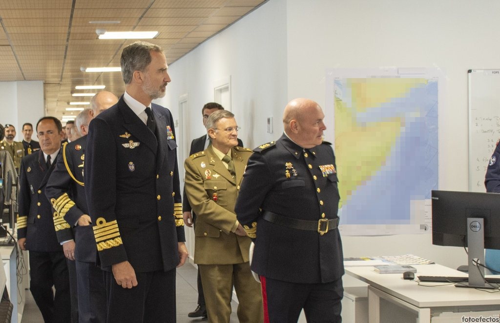 S.M. el Rey visita el Cuartel General Multinacional de la UE para la operación Atalanta
