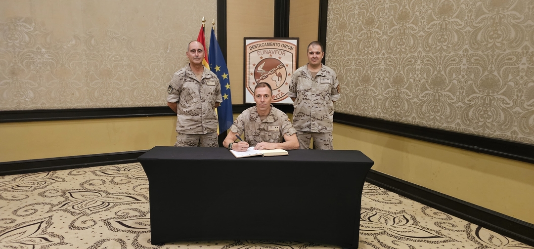 Jefes de contingente entrante y saliente