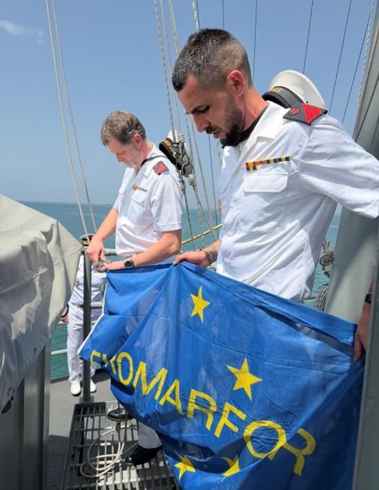 Izado Bandera EUROMARFOR