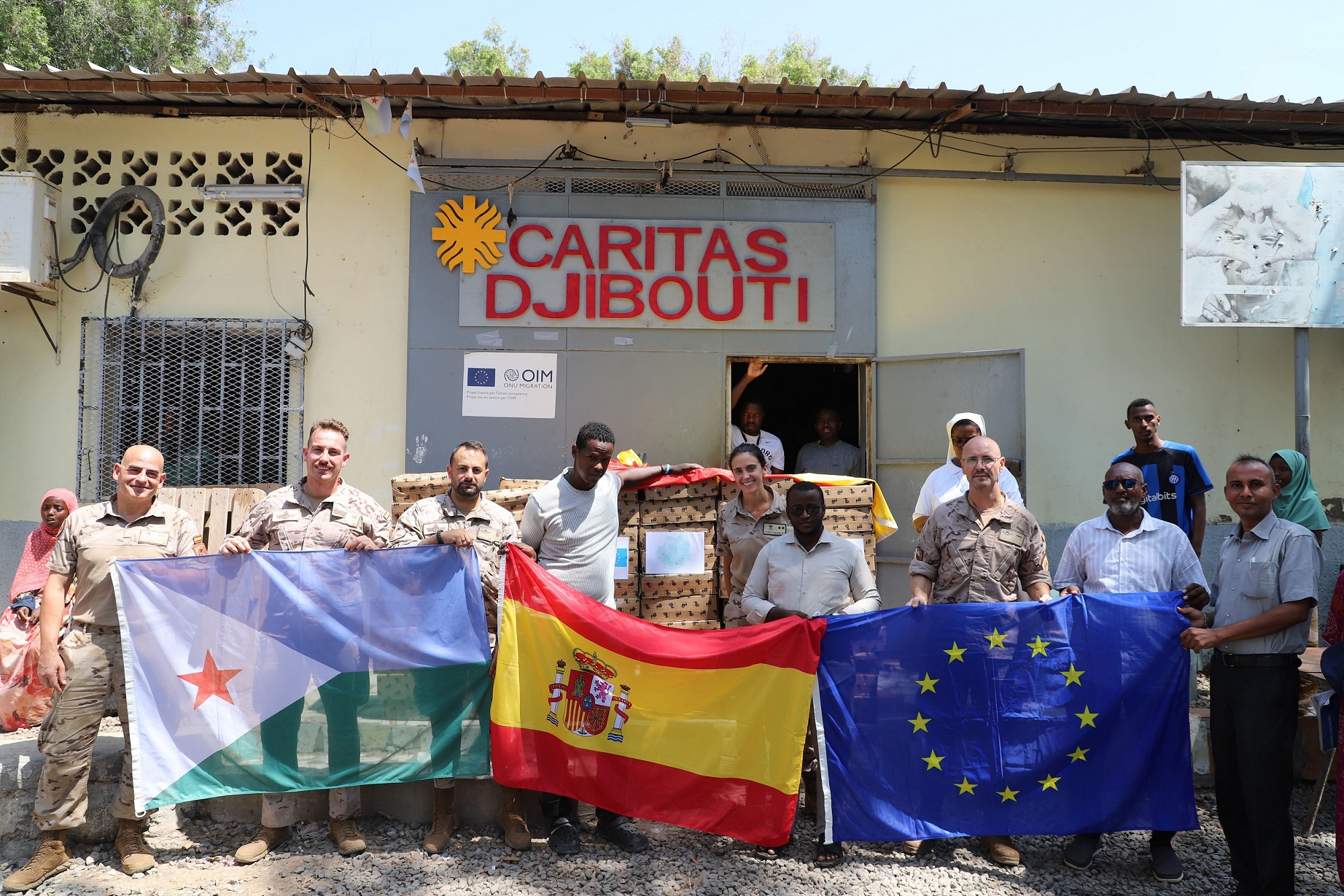 Entrega donacion a Caritas Yibuti