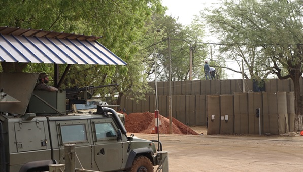 Los militares españoles de EUTM-Mali trabajan para mejorar las medidas de seguridad en Koulikoro