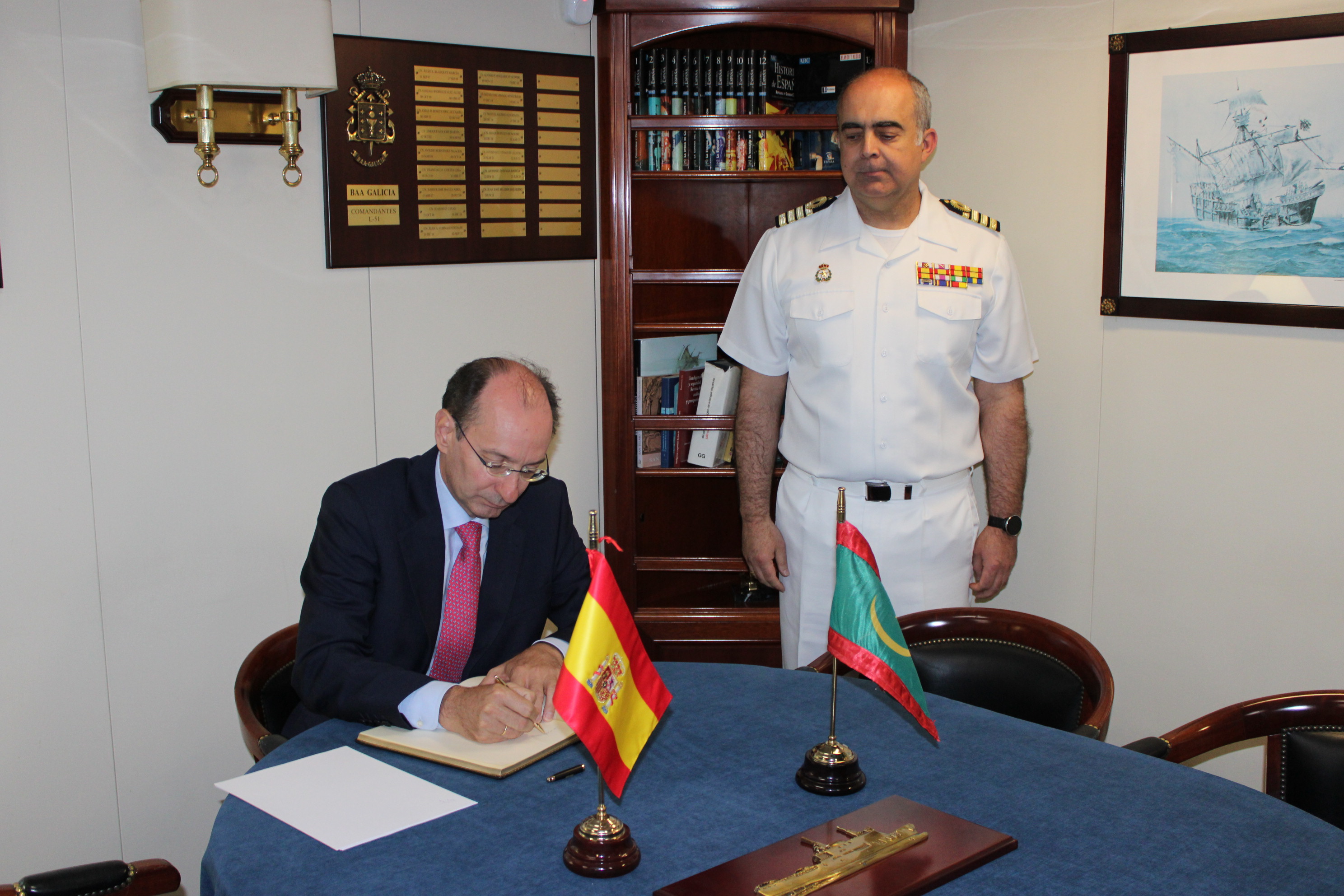 Embajador en la cámara del Comandante