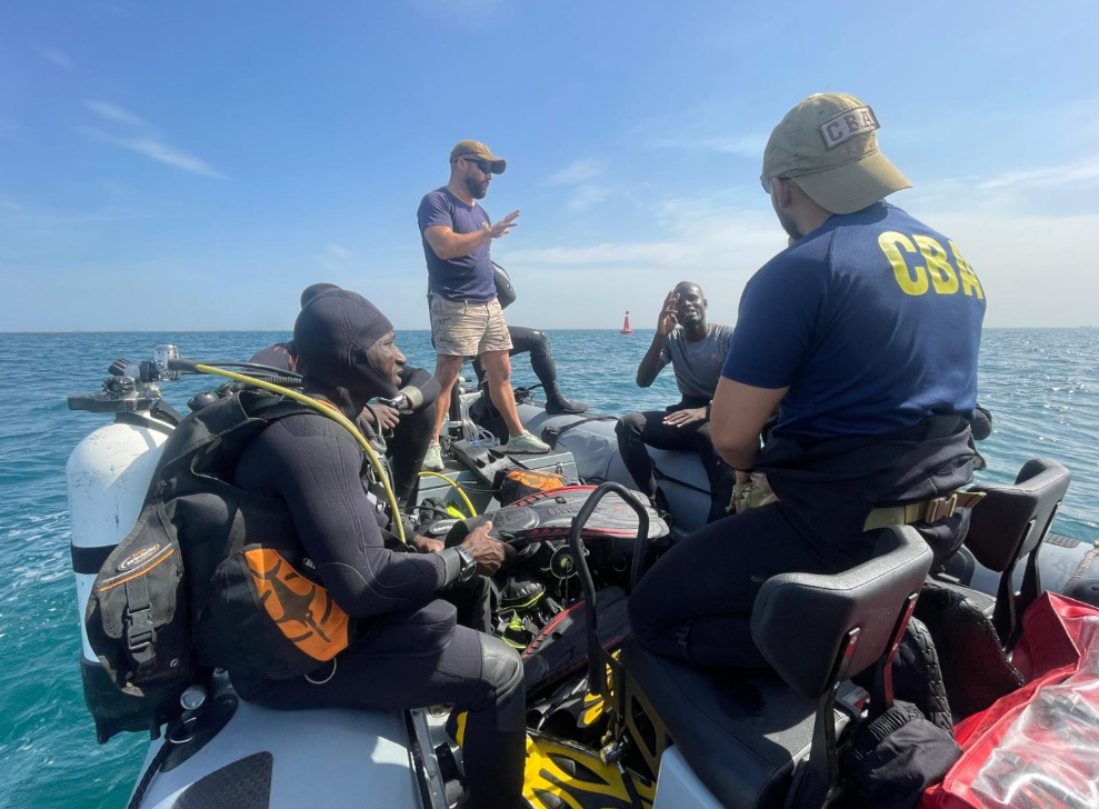 Ejercicio de búsqueda y reflotamiento