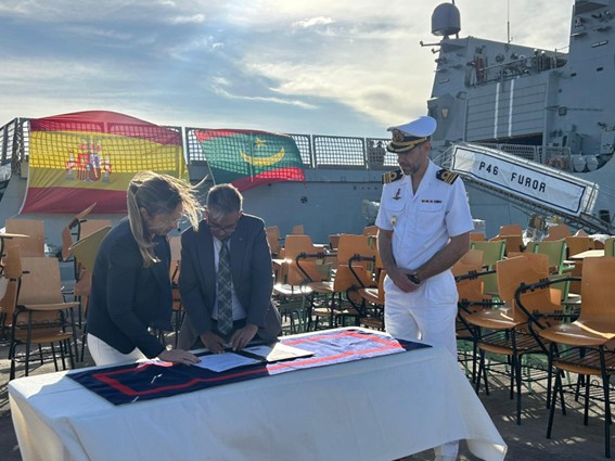 Firma de entrega de la donación