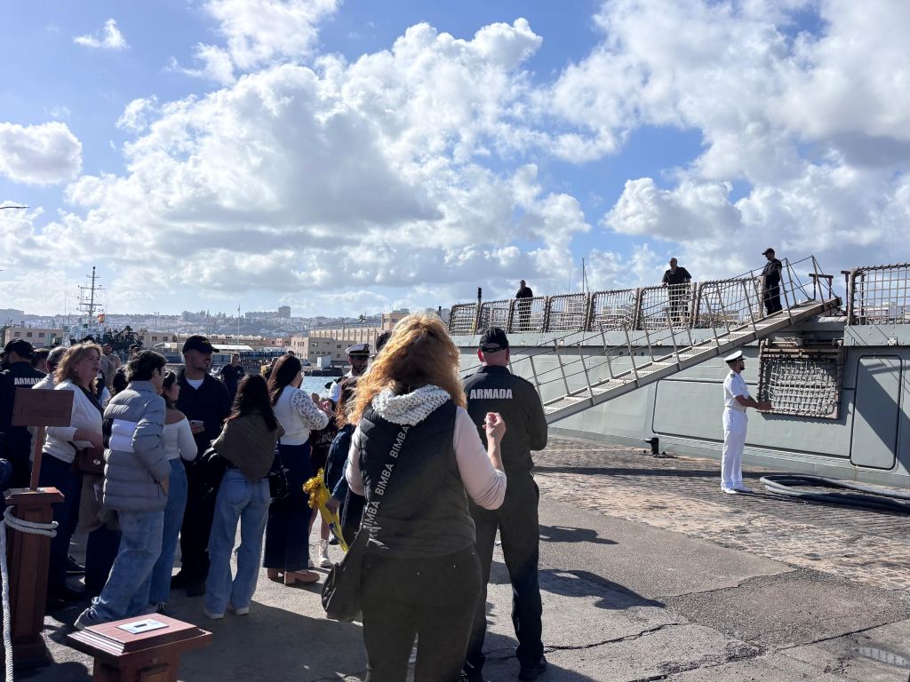 Familiares en el Arsenal de Las Palmas