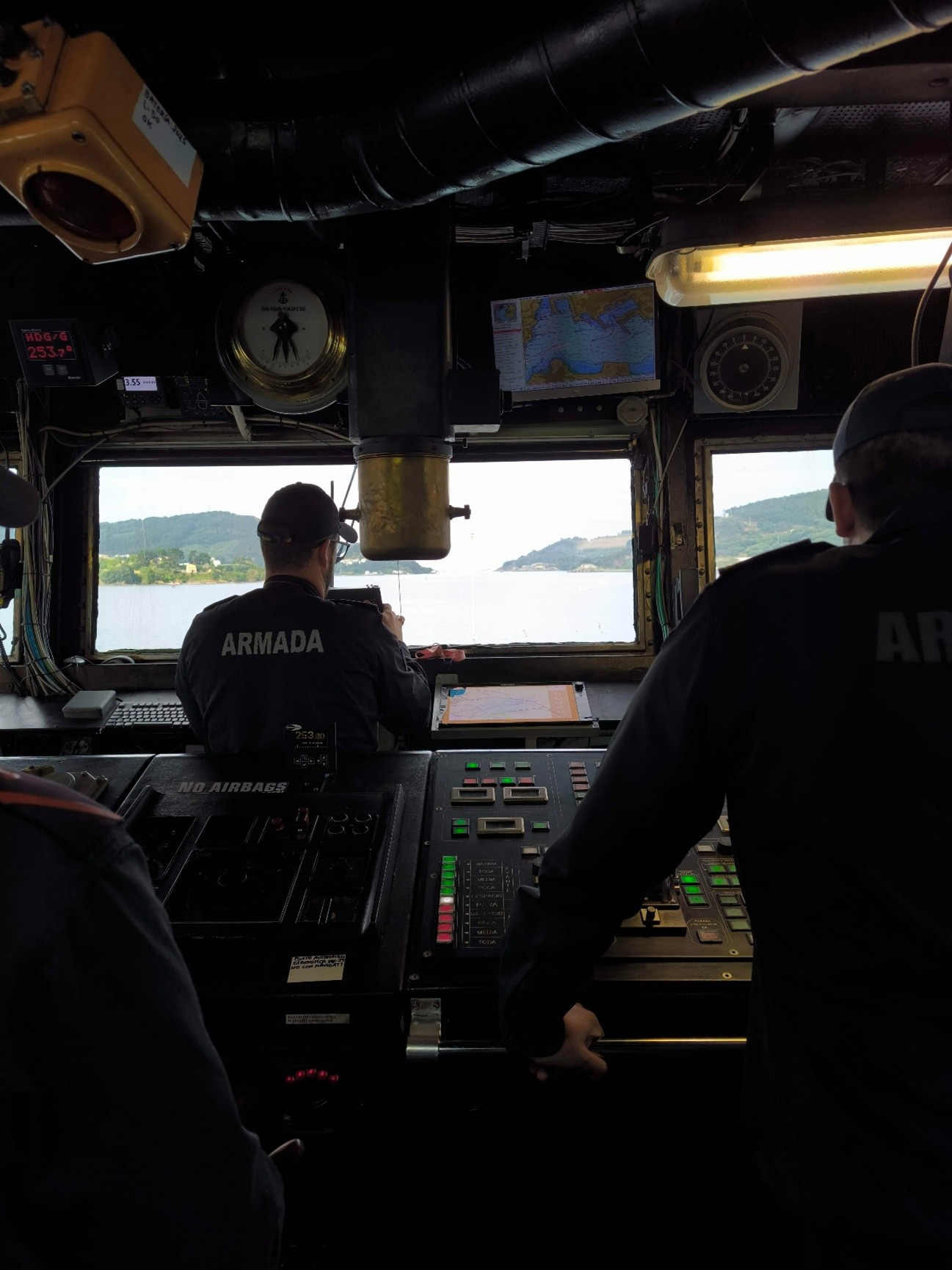 Patrullero ‘Atalaya’ realizando salida de la Ría de Ferrol