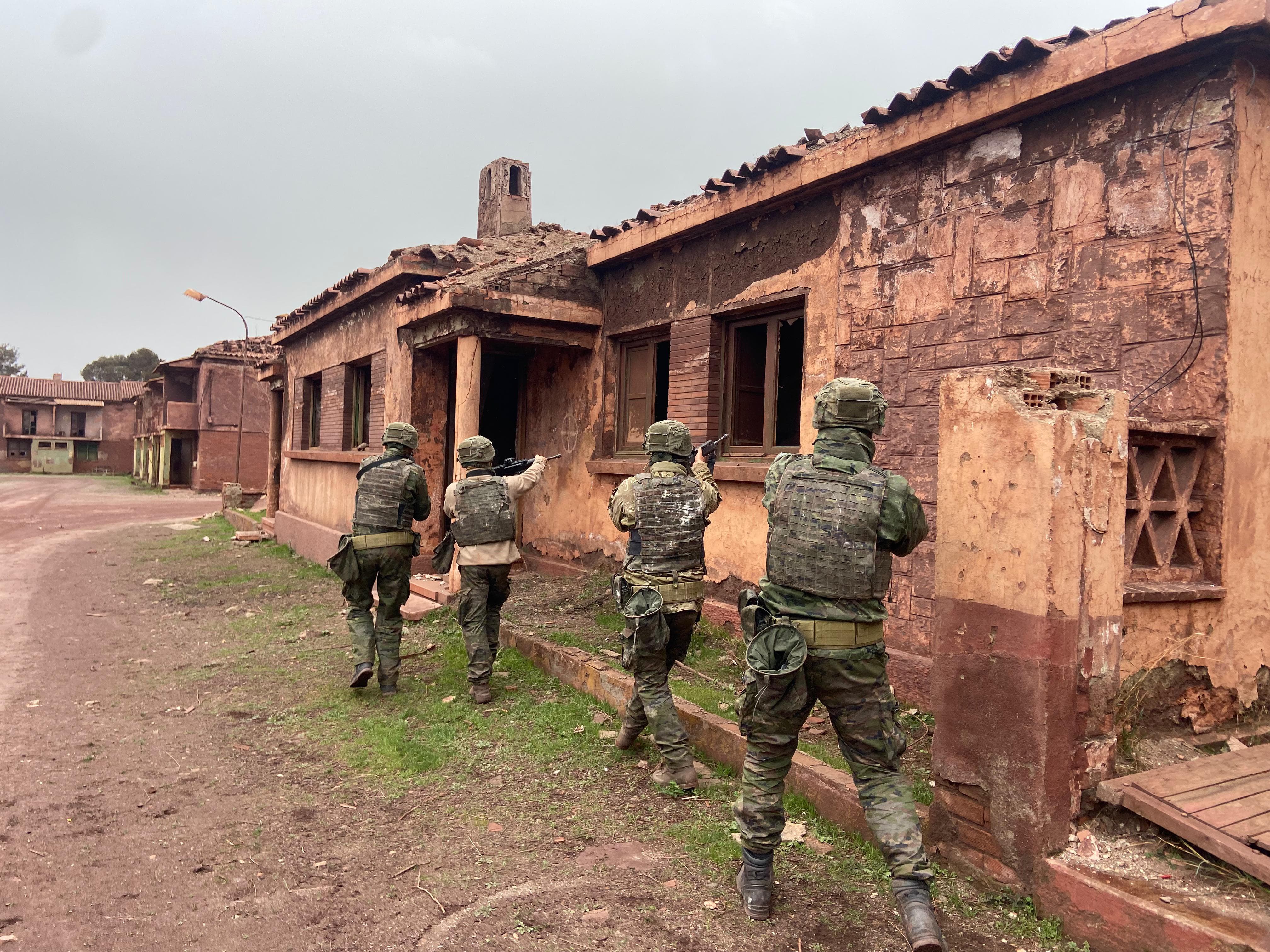 MOUT-Práctica de avance por avenida