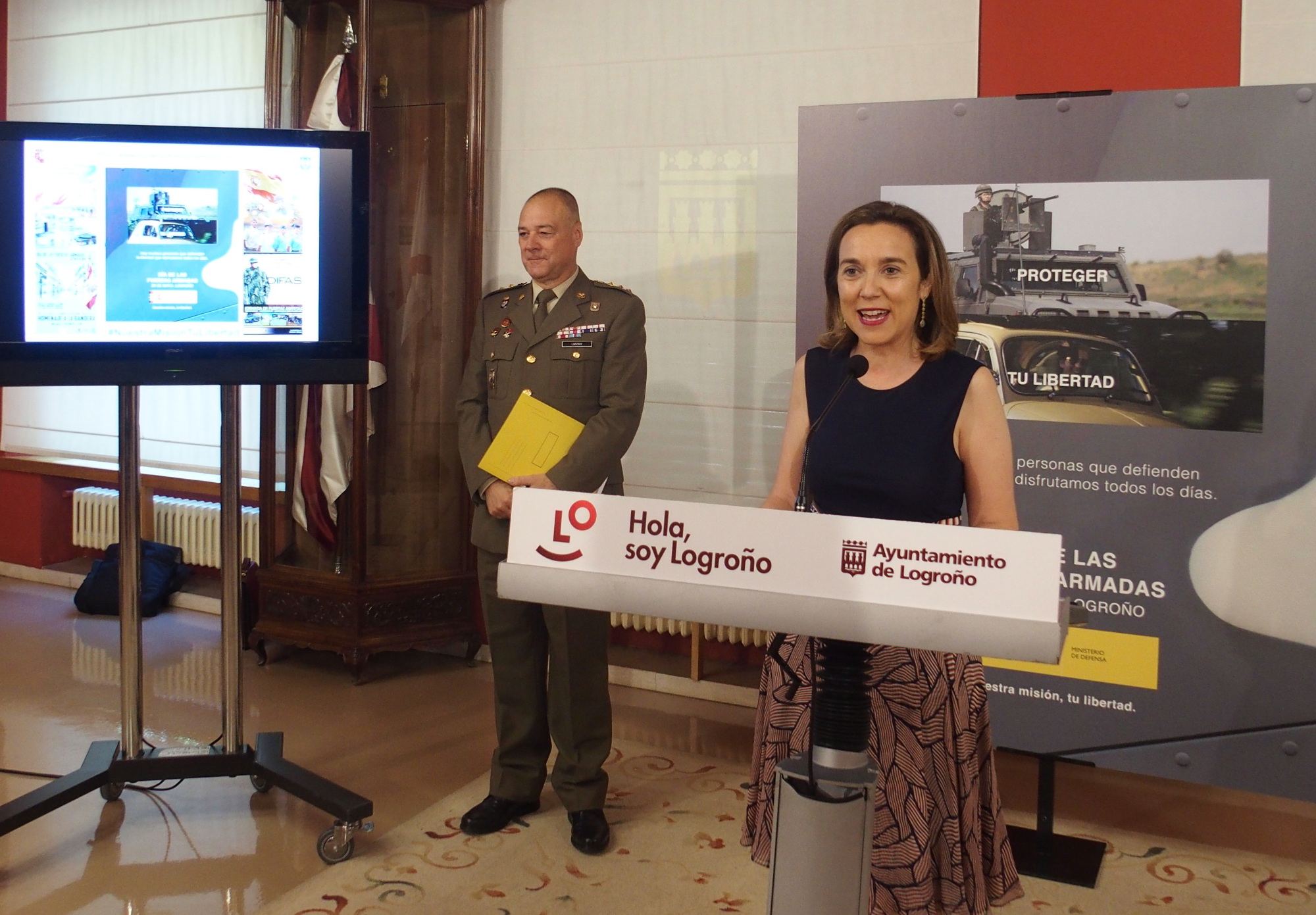 La alcaldesa de Logroño presenta en la ciudad los actos con motivo del Día de las Fuerzas Armadas