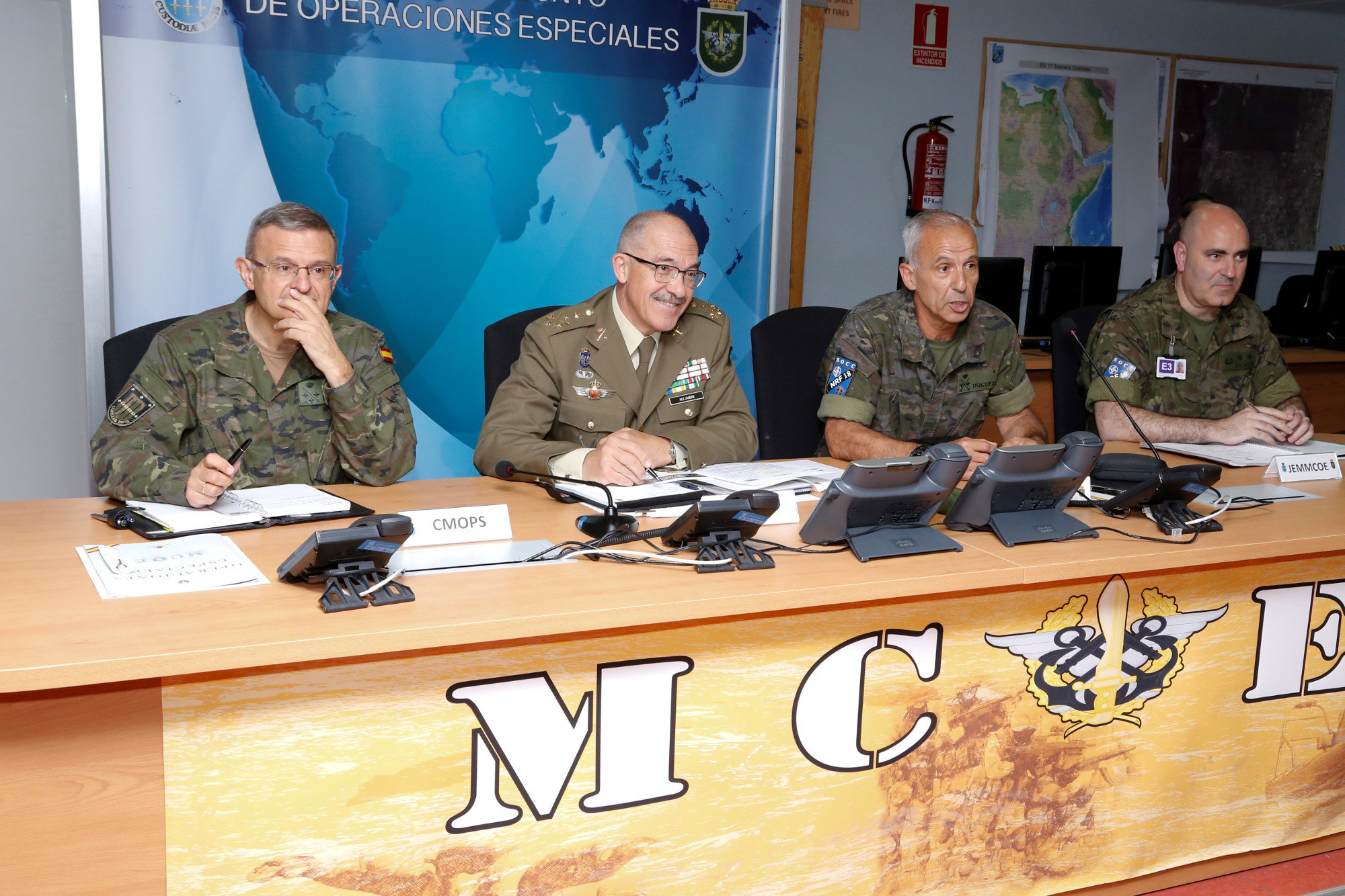 El JEMAD recibe una actualización del estado de las operaciones especiales en las instalaciones del Mando Conjunto de Operaciones Especiales