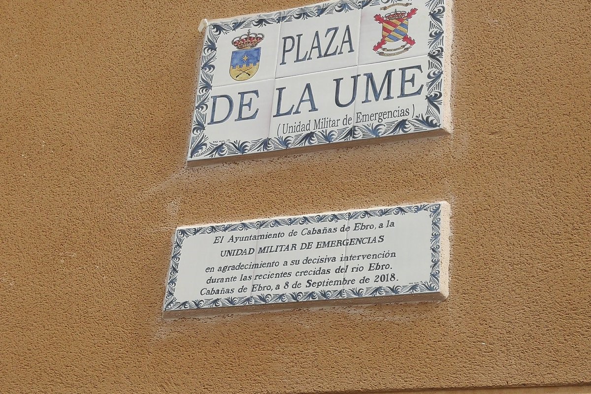Una plaza de Cabañas de Ebro llevará el nombre de la Unidad Militar de Emergencias