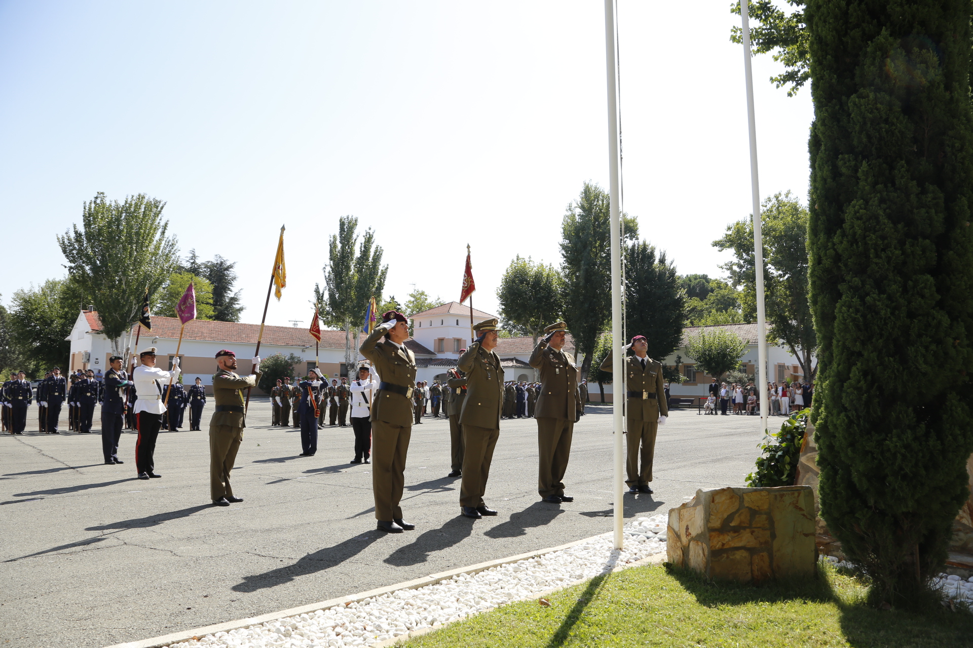 El JEMAD preside una entrega de condecoraciones a personal del Estado Mayor de la Defensa