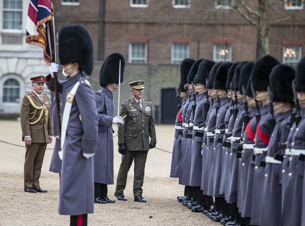 El JEMAD refuerza en el Reino Unido la relación entre las Fuerzas Armadas de ambos países