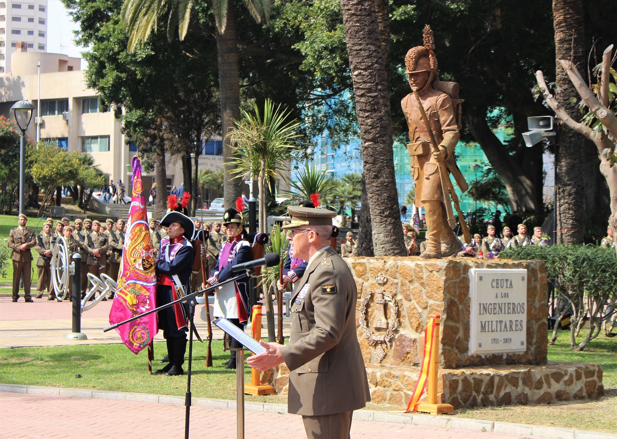 El JEMAD rinde homenaje al Arma de Ingenieros en Ceuta