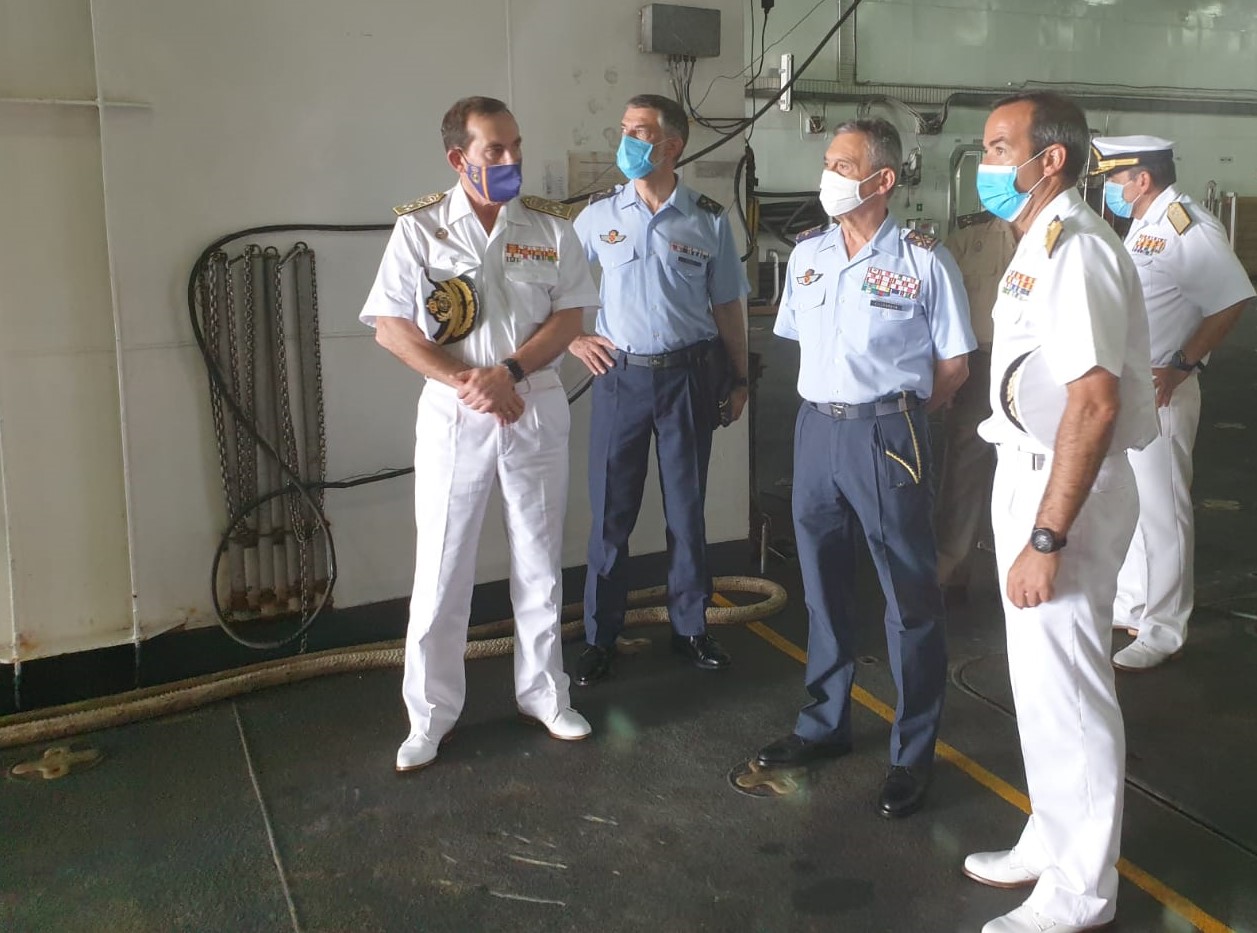 El JEMAD visita el Cuartel General de la operación ‘Atalanta’ en Rota