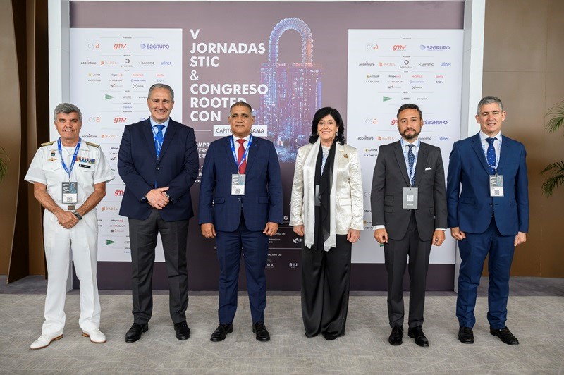 Autoridades de las V Jornadas STIC