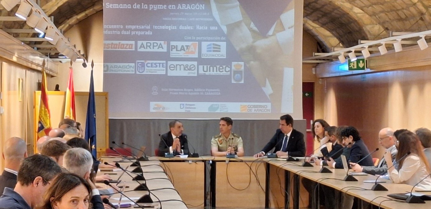 Intervención en la mesa de debate del MCCE