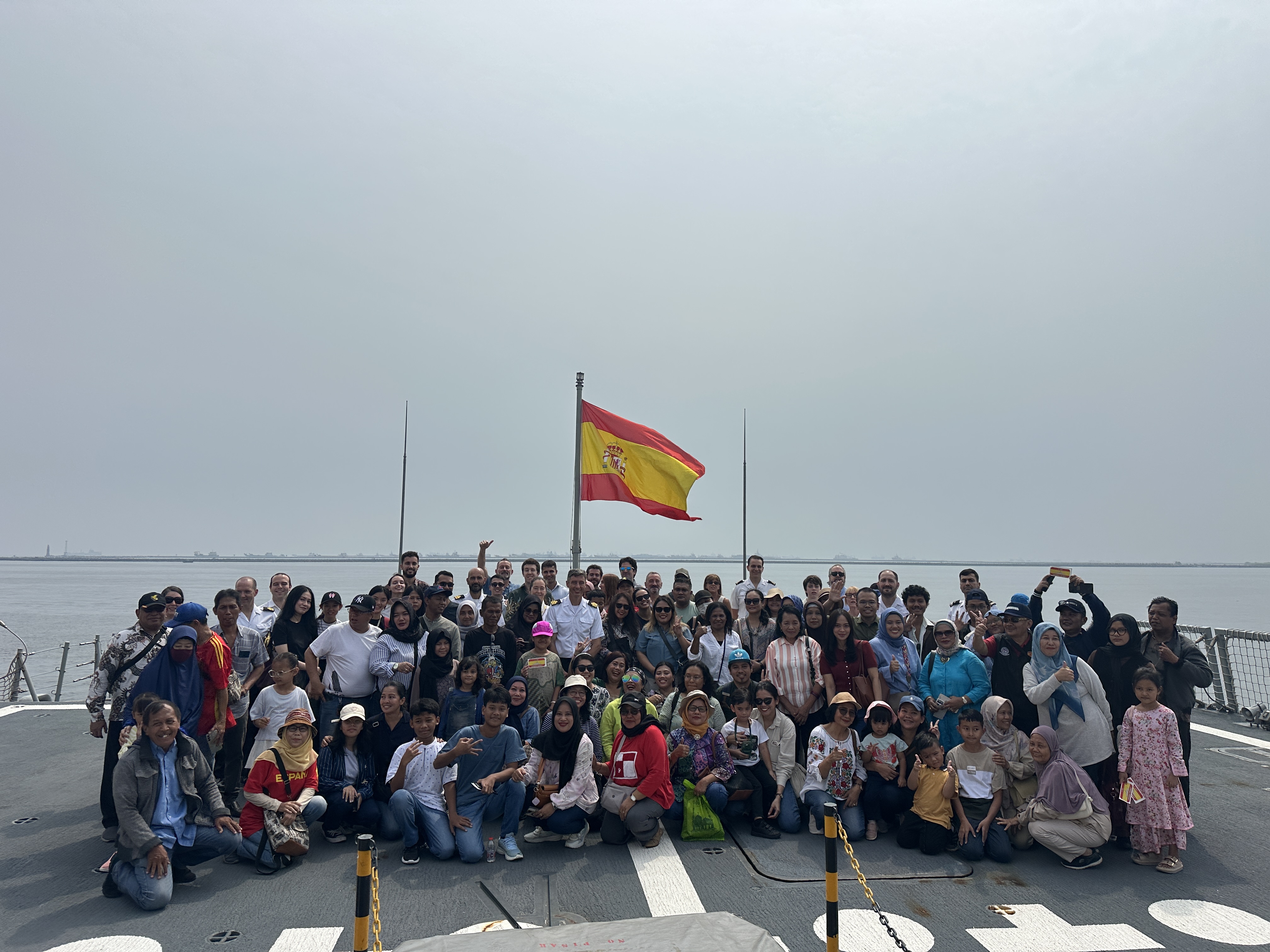 Recepción de la comunidad española