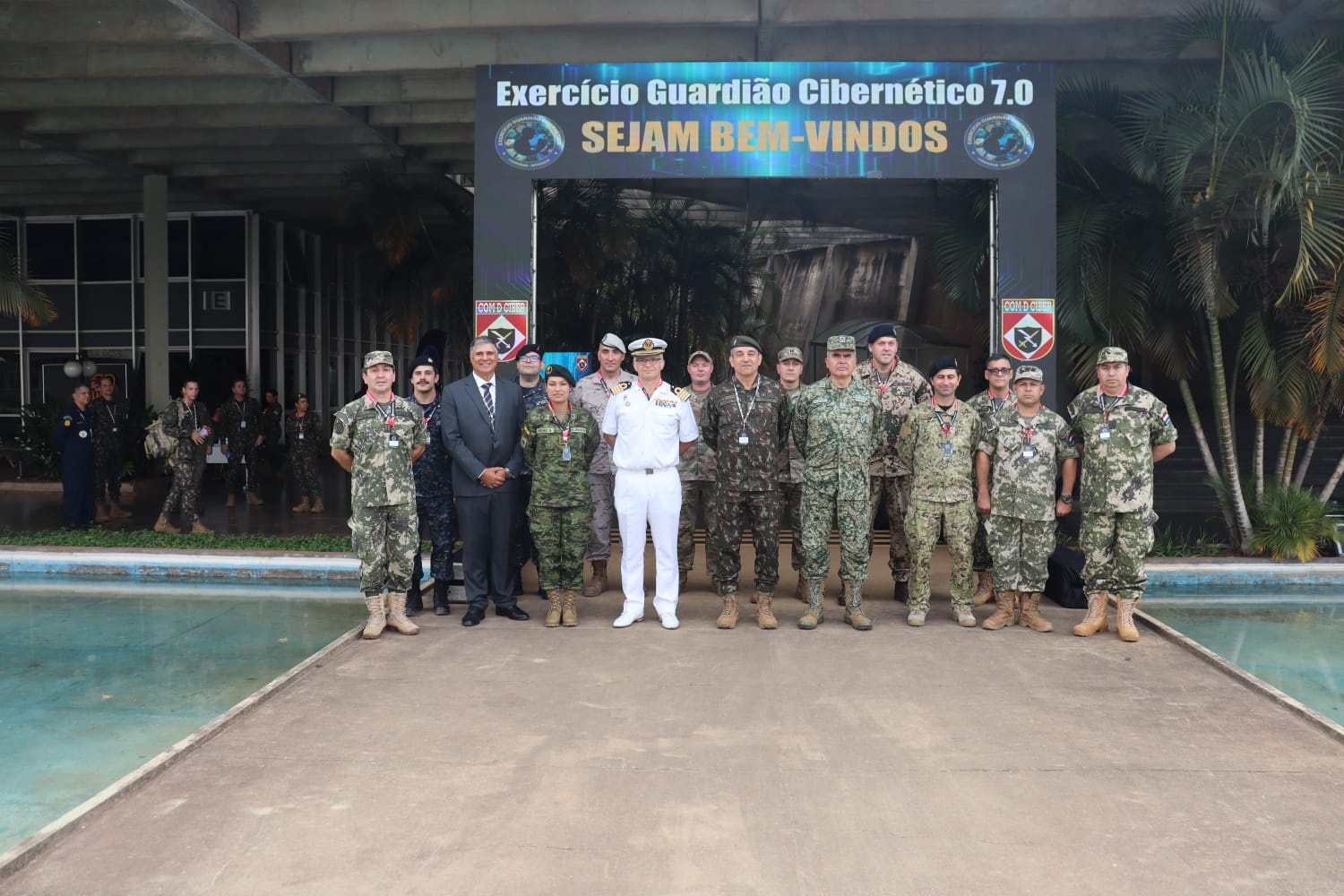 Representantes del Cyber Guardian 7.0