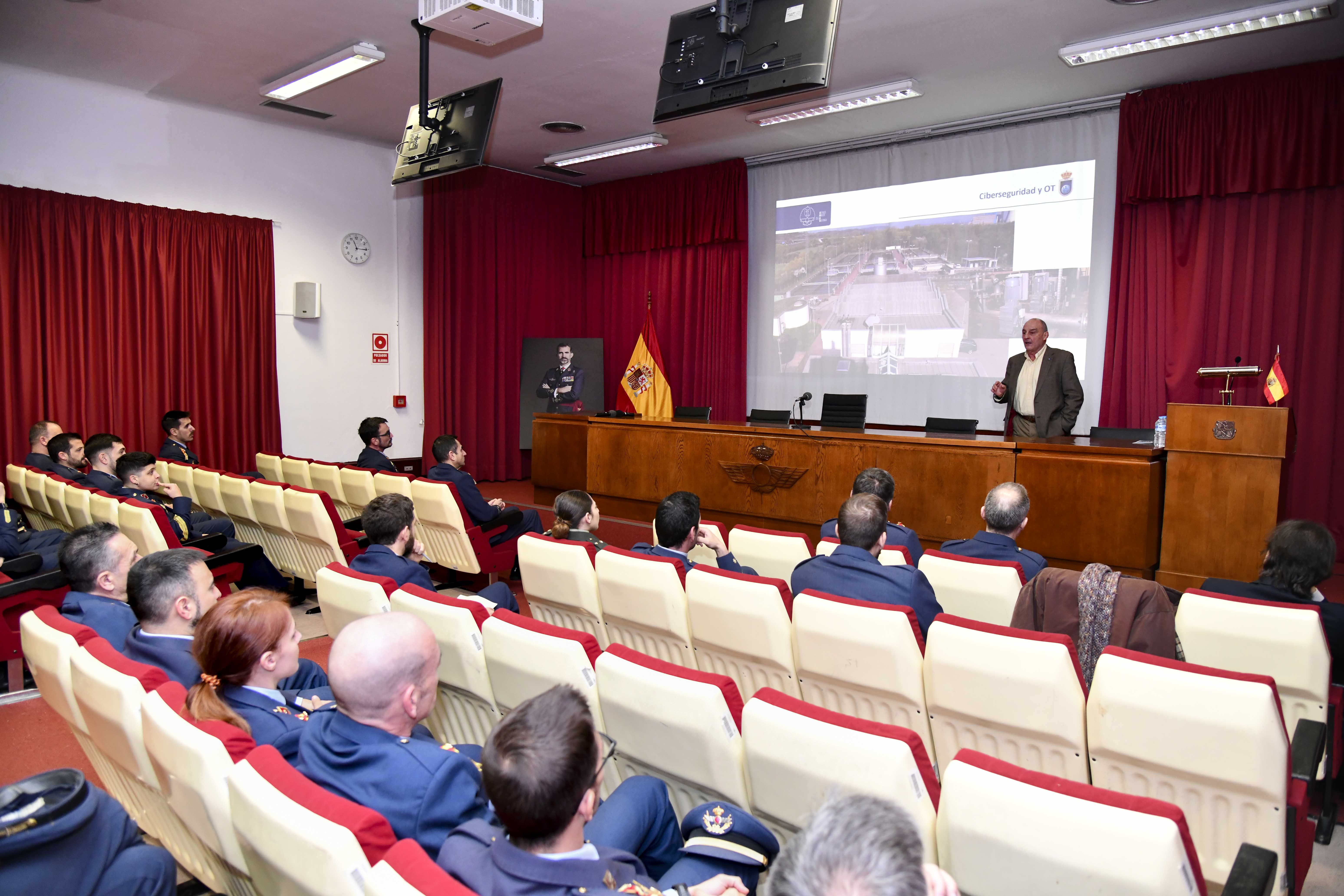 Intervención del representante del Mando
