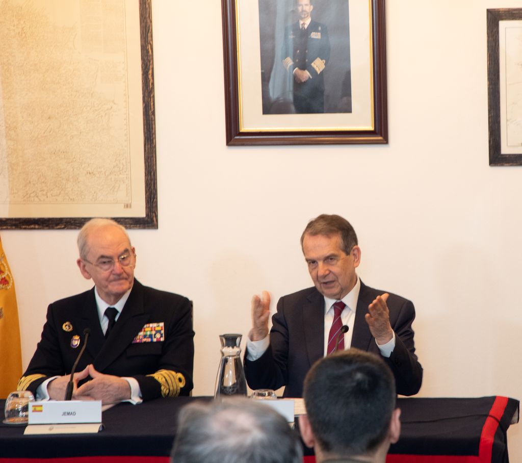 Alcalde de Vigo durante su intervención