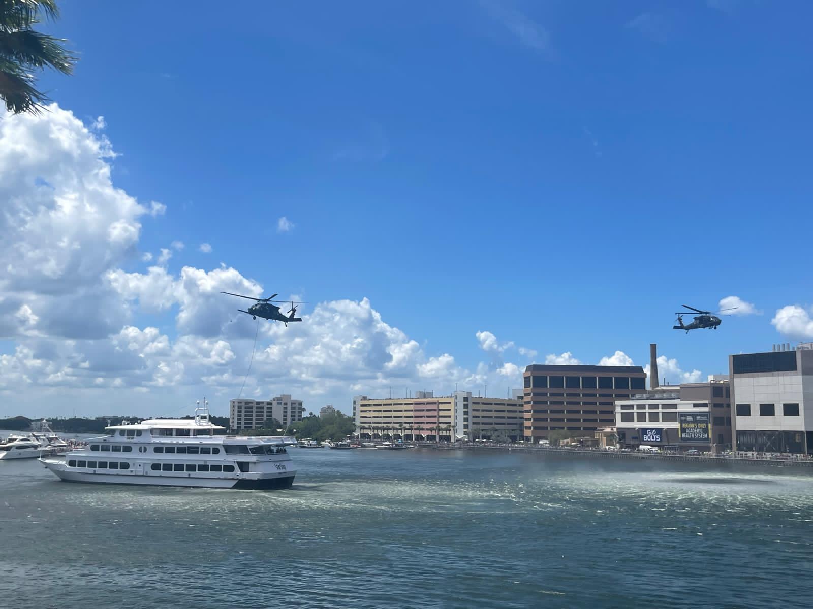 Helicópteros MH60 Black Hawk pertenecientes al 160 Special Operations Aviation Regiment (SOAR)