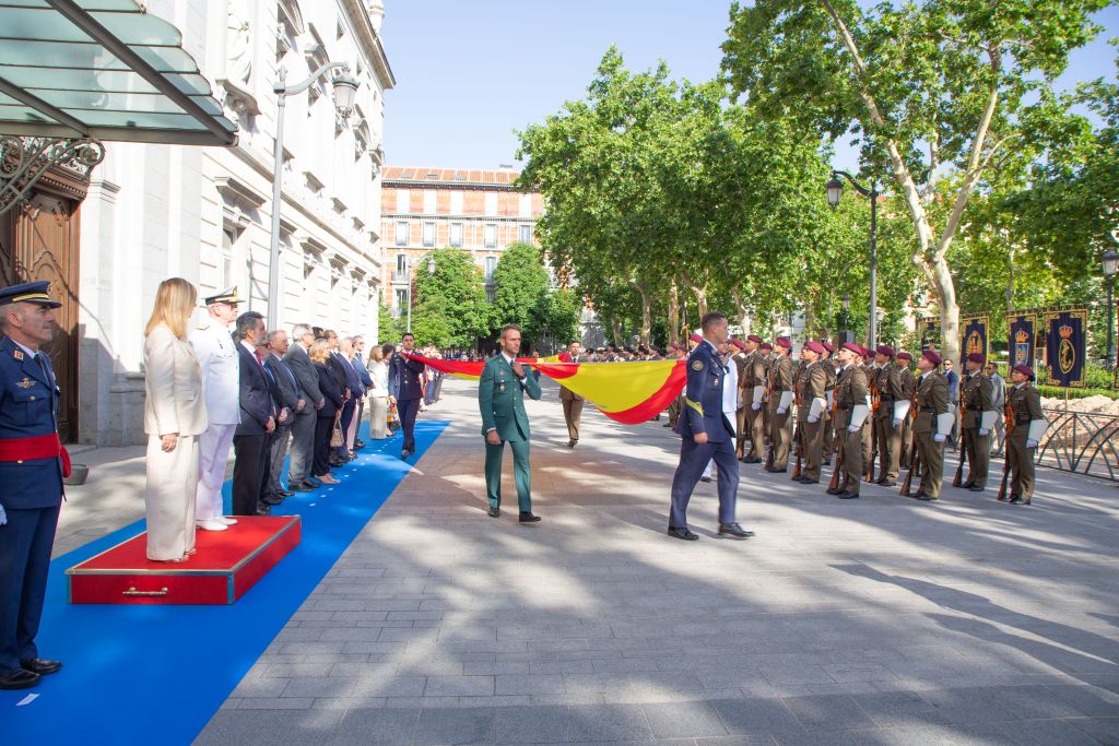 Ceremonia de izado