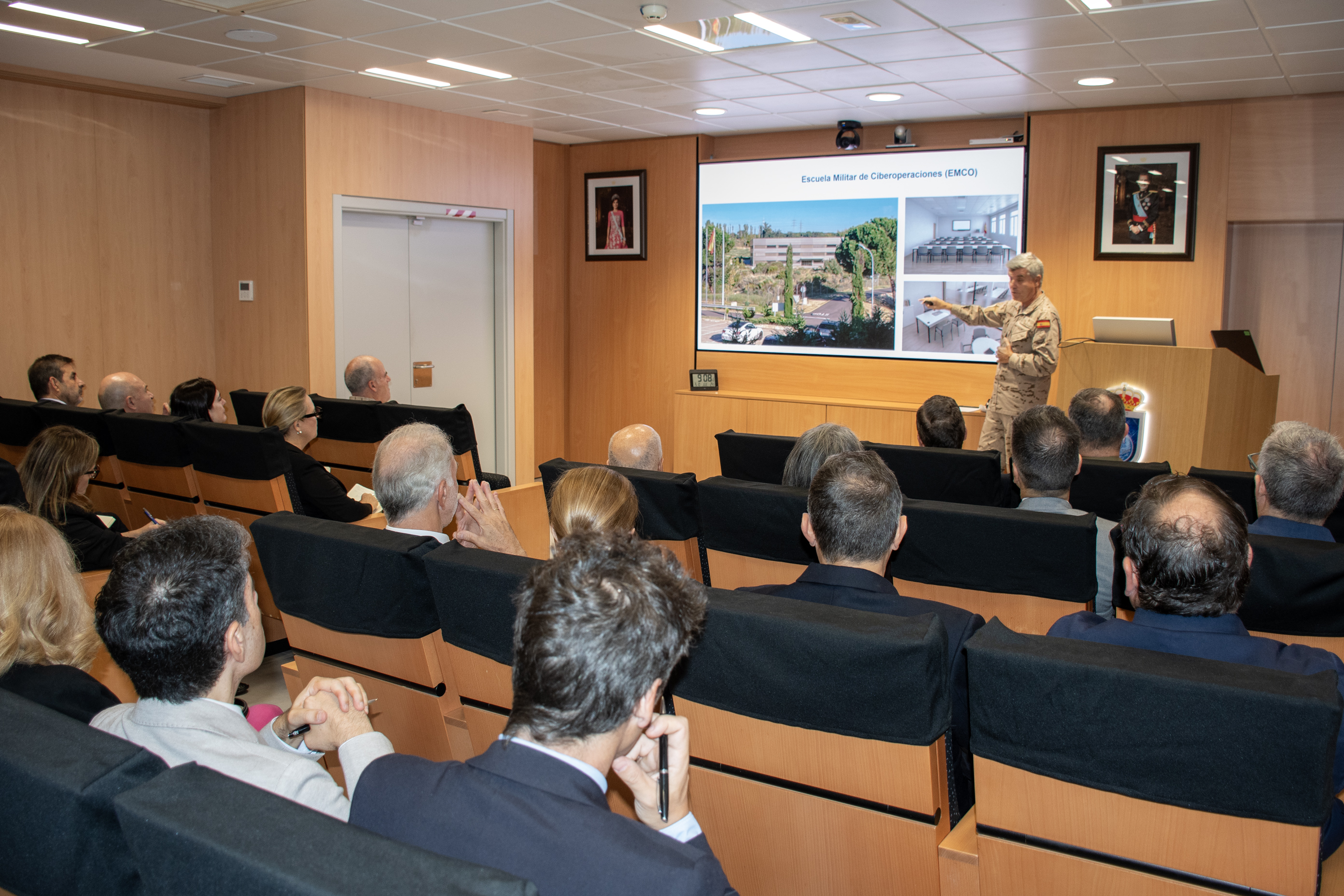 Presentación del vicealmirante Roca