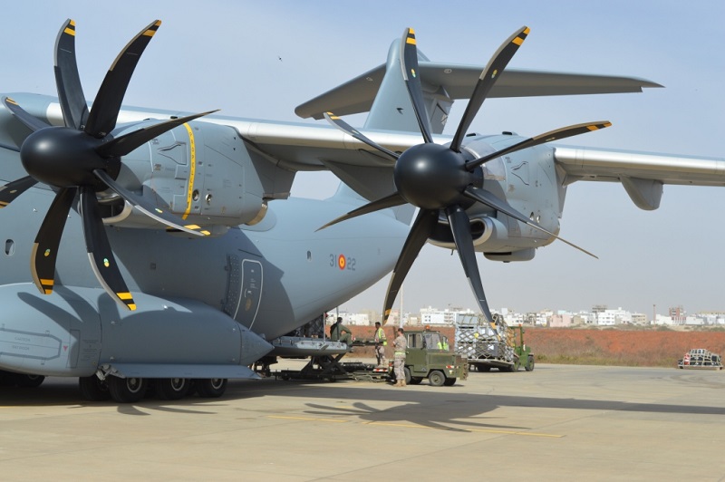 El A400M llega por primera vez a las misiones africanas de las FAS españolas